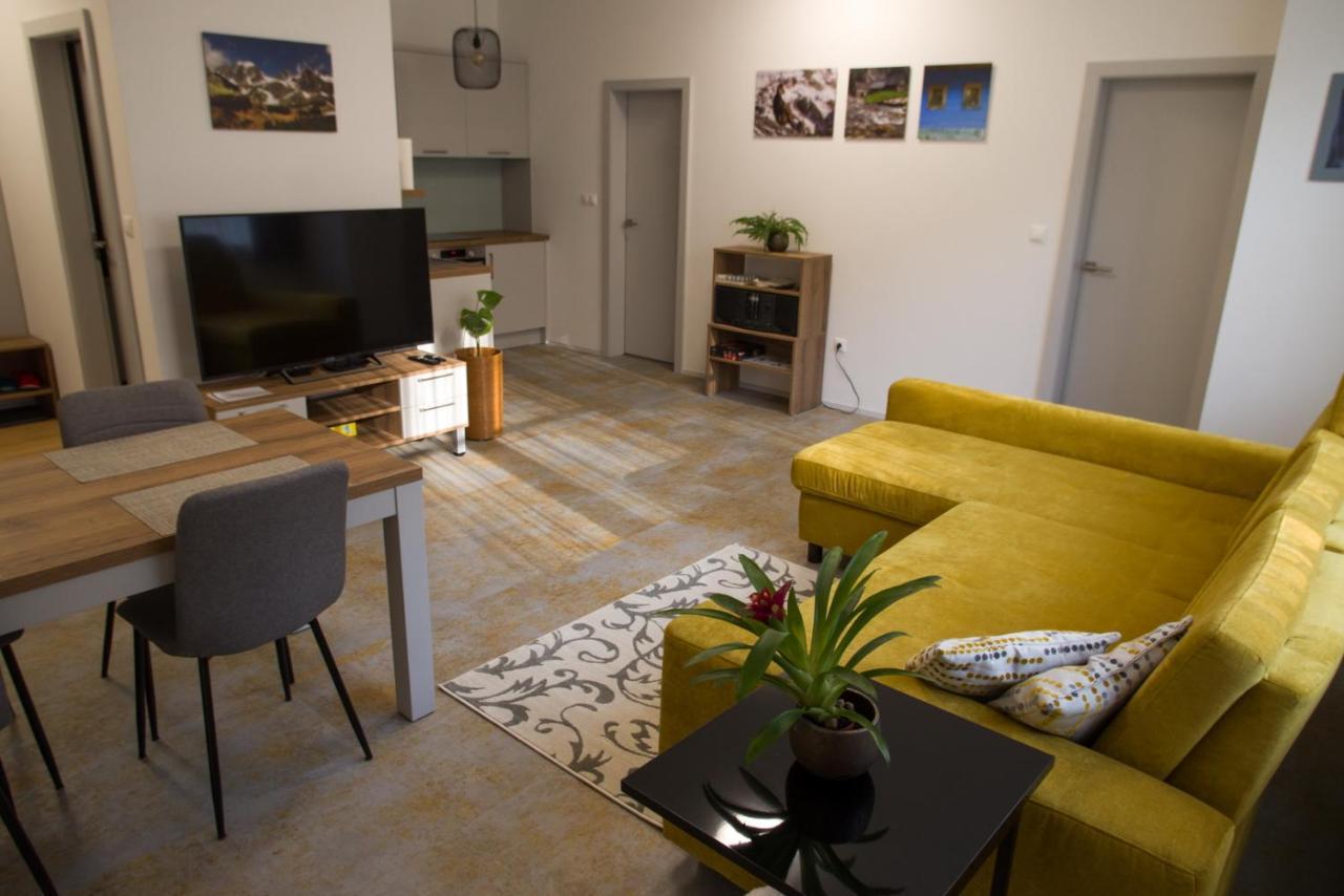Apartmany Kammergraf บันสกา ชีอาว์นีซา ภายนอก รูปภาพ